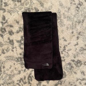 The north face scarf